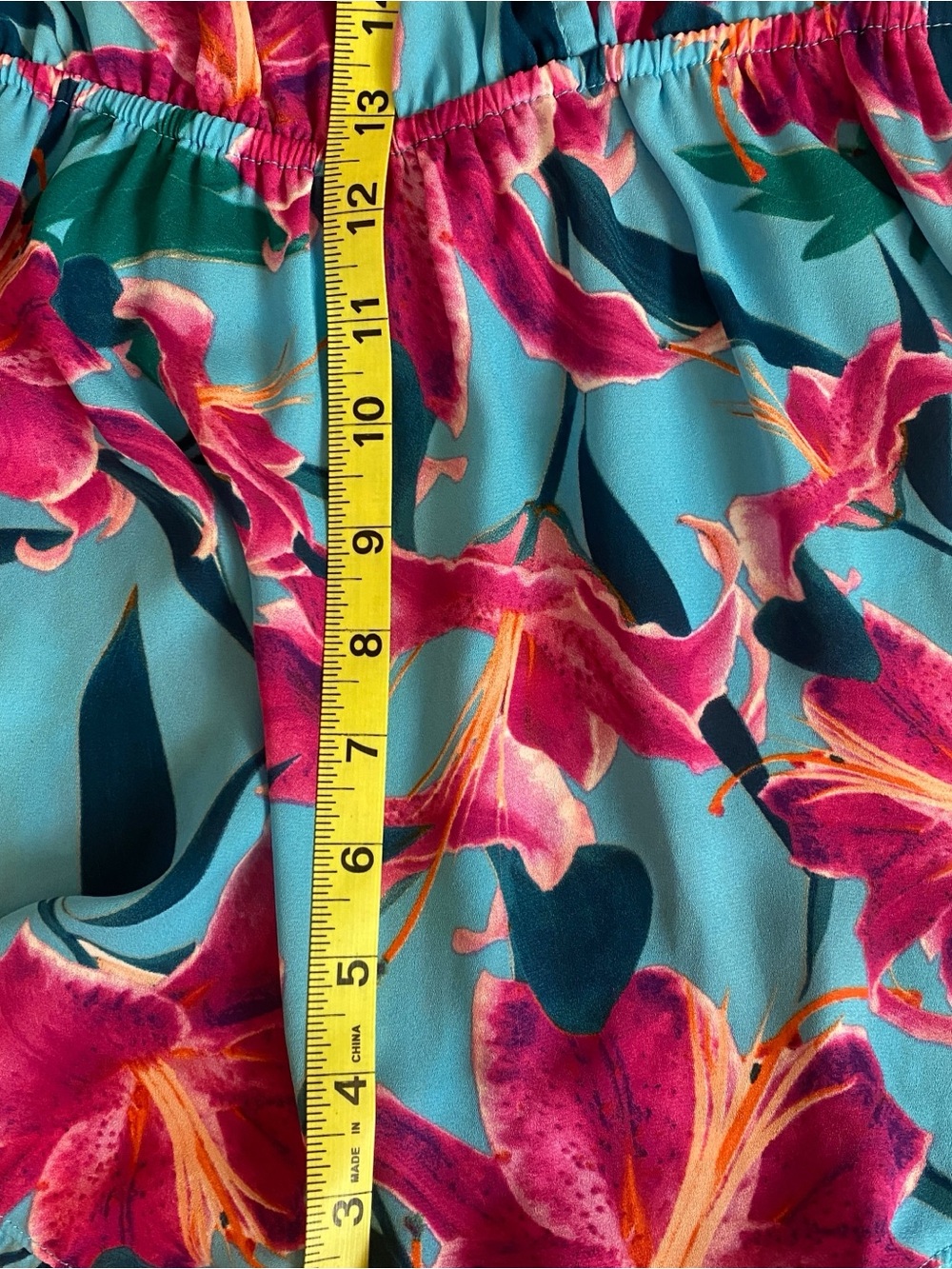SHOW ME YOUR MUMU Riri Romper Sea Lilies Floral Blue Pink V neck Sleeveless Sz M - Picture 6 of 10